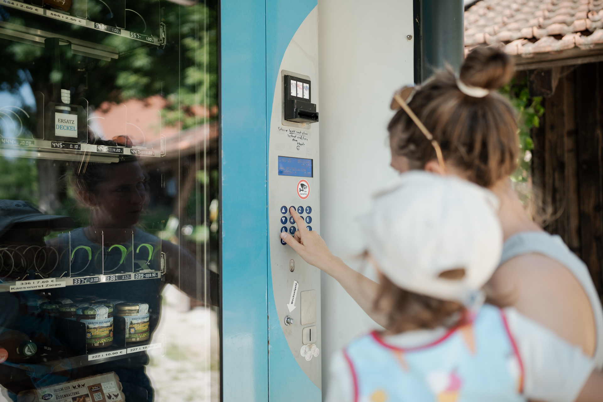 NEU.LAND. Pilotbetrieb Clement Verkaufsautomat 2