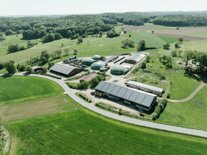 NEU.LAND. Pilotbetrieb Hofmann Luftbild