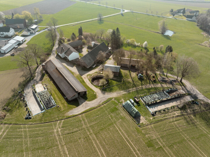 NEU.LAND. Pilotbetrieb Stelzer Luftbild