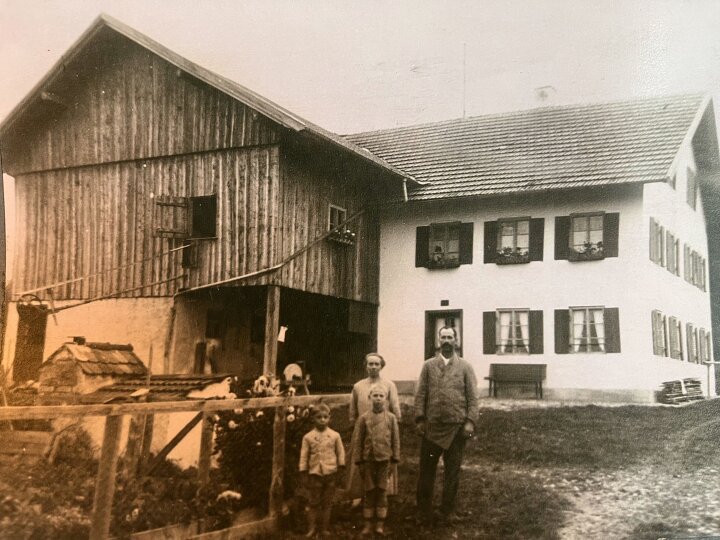 Historische Aufnahme des ehem. Hanserhofs aus dem Jahre 1920 © Mächlerhof