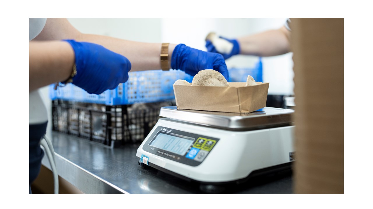 Rottaler Edelpilze Abwiegen